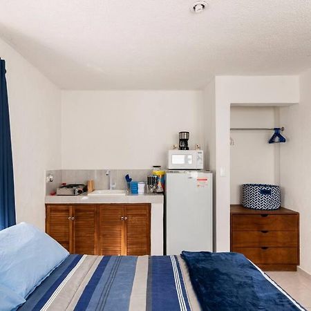 Micro Studio Perfect For Backpackers, Couples, 3 Min Drive To Playa El Nino Cancun Exterior photo