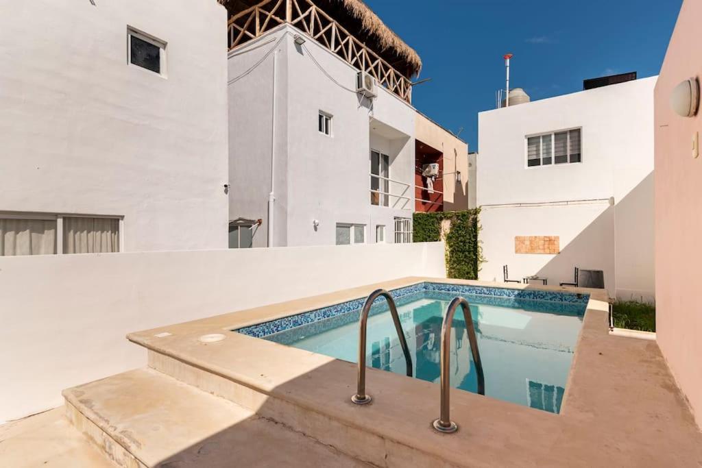 Micro Studio Perfect For Backpackers, Couples, 3 Min Drive To Playa El Nino Cancun Exterior photo